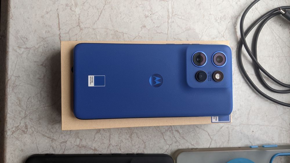 Motorola Edge 50 Neo 8/256 Gb на гарантії