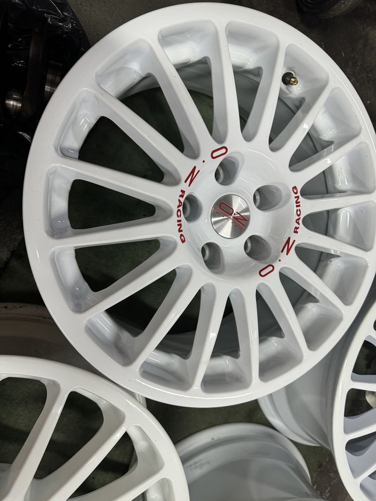 Felgi 17” Oz Rancing Superturismo Wrc 5x114,3