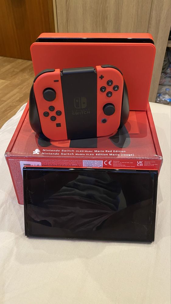 Nintendo Switch Oled Red edition Mario