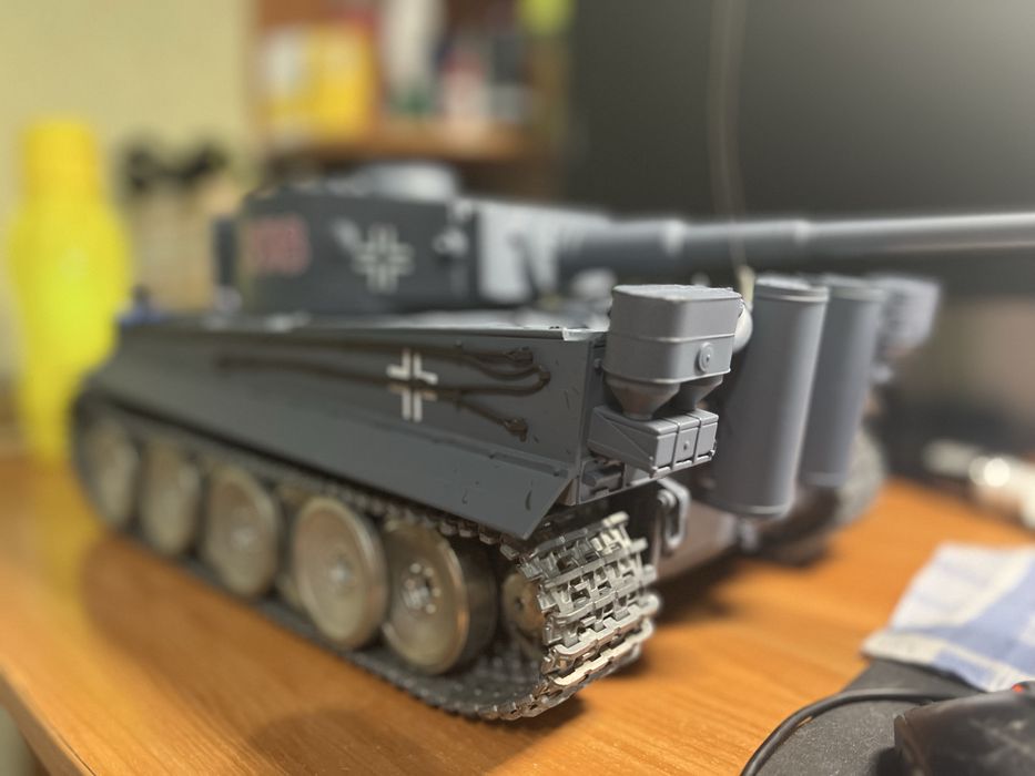 Heng Long Tiger H1 1:16 // Танк Тигр на радиоуправлении