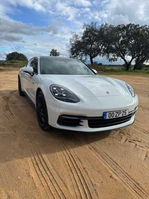 Porsche Panamera 4 E-hybrid Full