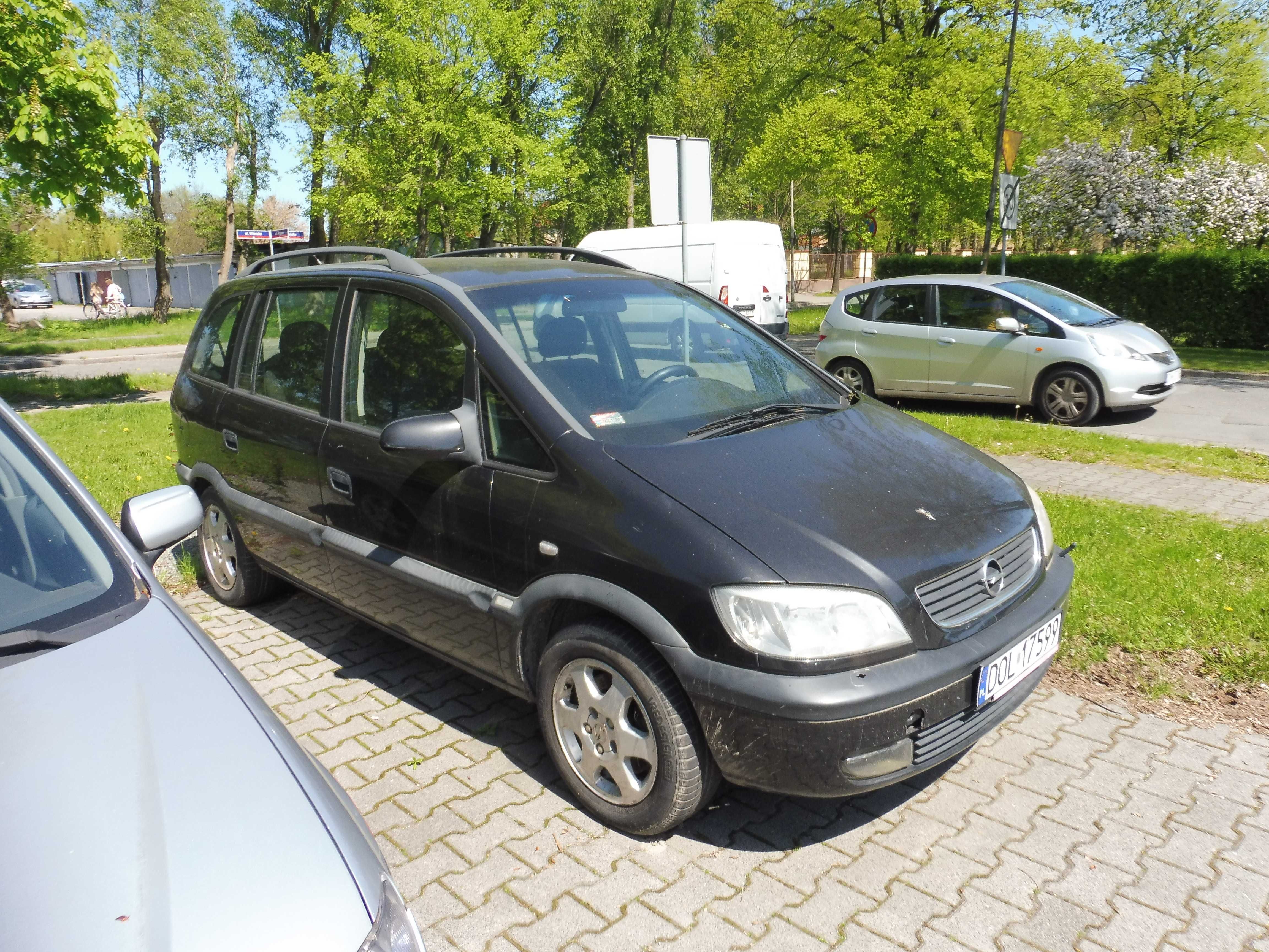 Opel zafira 2,0 dti 7 osobowy