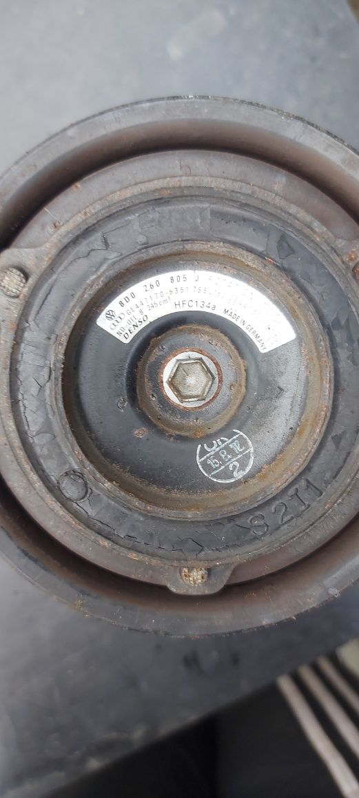 kompresor sprężarka klimatyzacji VW Passat do regeneracji