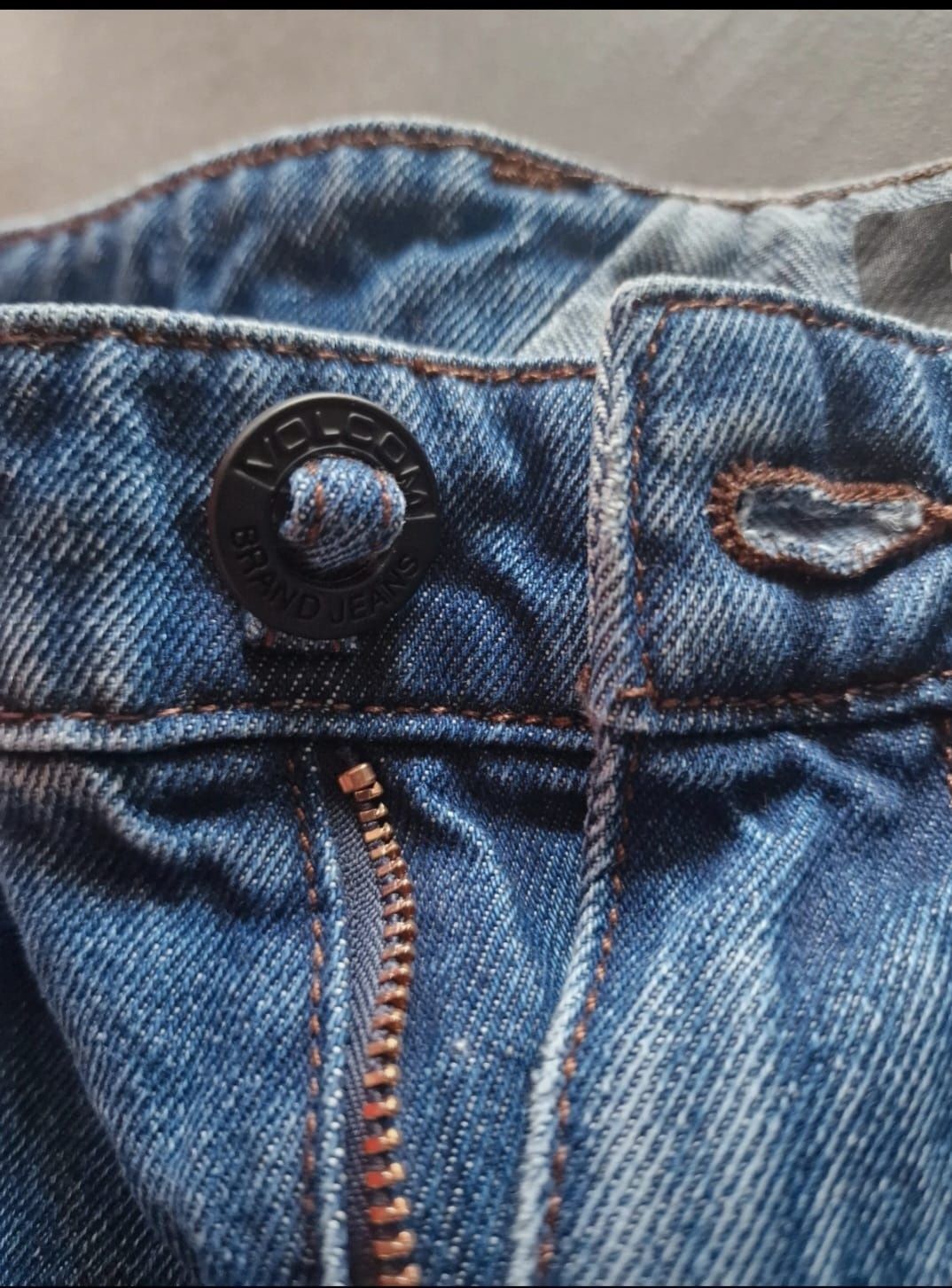 Calção de ganga Volcom novo nunca usados com etiqueta