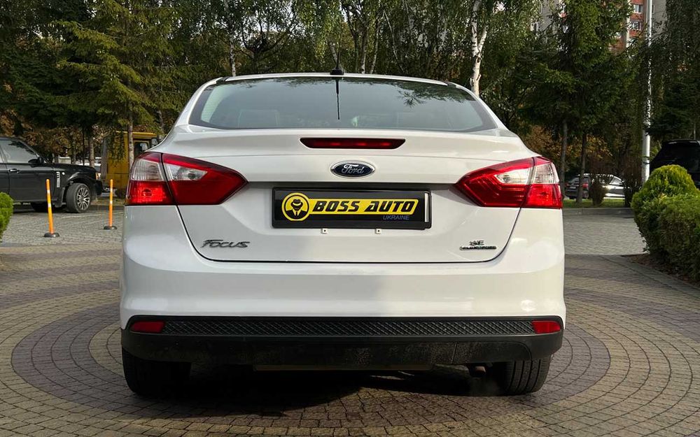 Ford Focus  2012