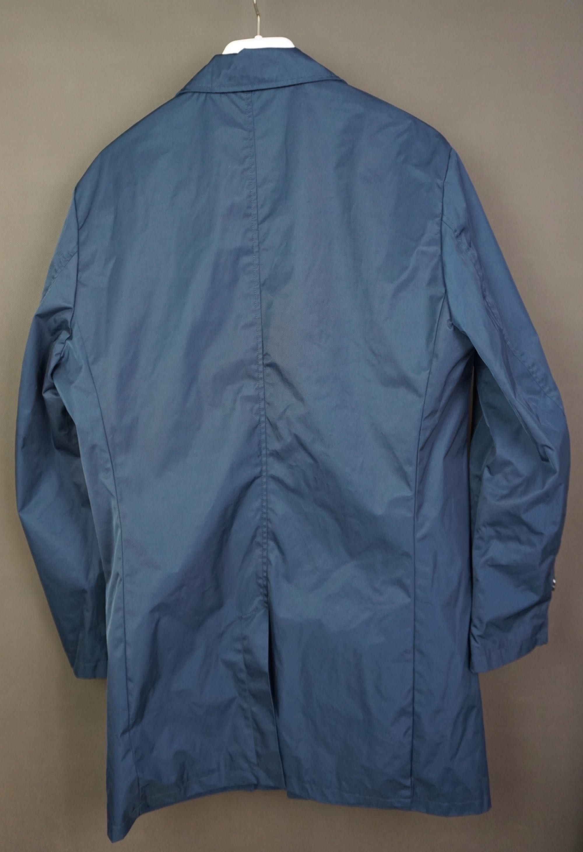 Klasyczny płaszcz przeciwdeszczowy BYTOM r. L