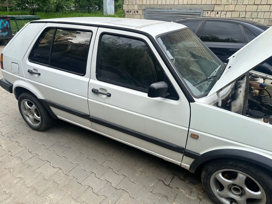 Продати автомобіль