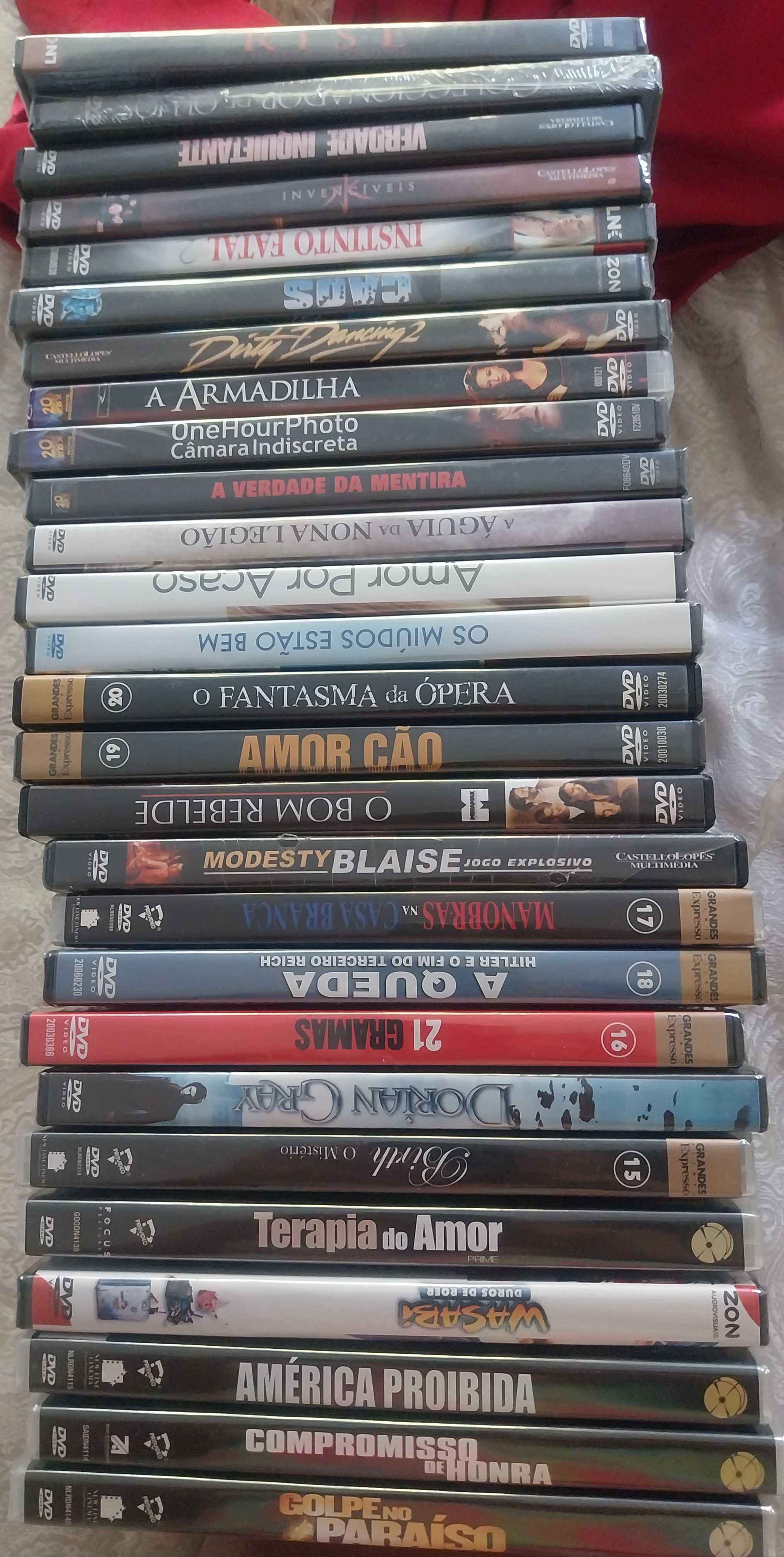 Conjunto 110 filmes iconicos DVD, a estrear