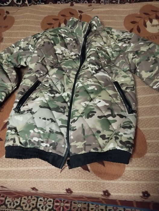 Продам курточку мультикан двухсторонняя