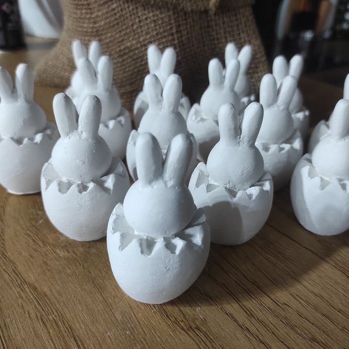 Mix zajączków gipsowych 100szt.