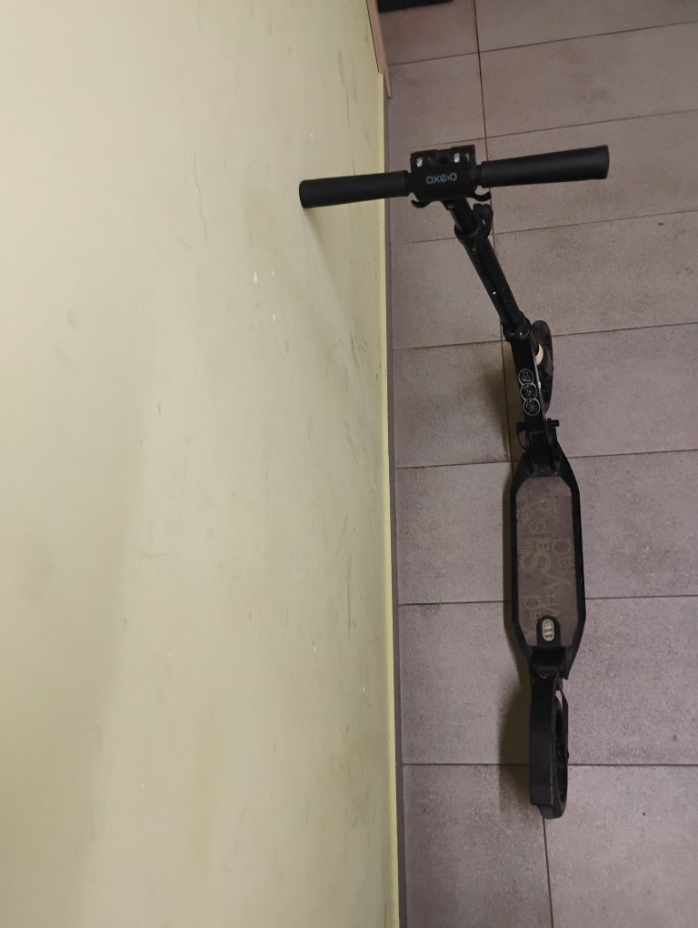 Sprzedam hulajnogę oxelo town7
