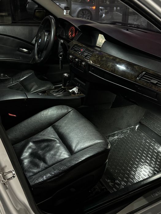 BMW E60 530D Нерозмитнена