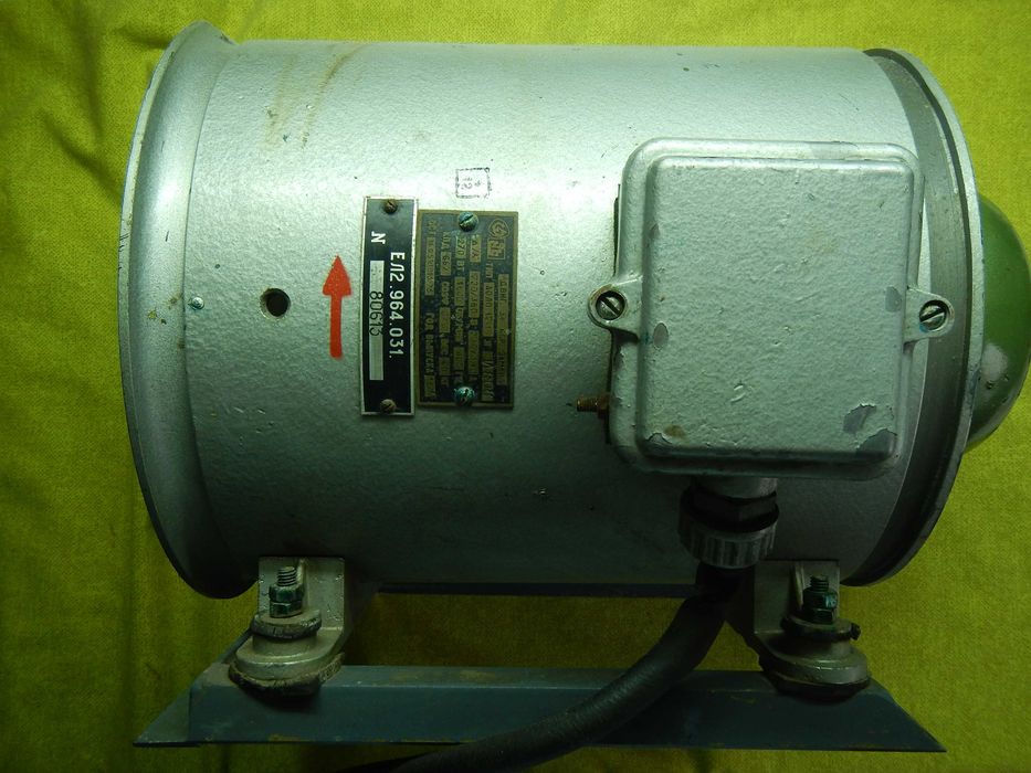 АОЛП 12-10 ссср аолп электродвигатель 400 Гц