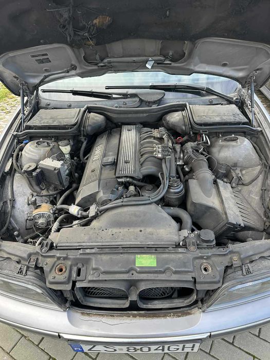 BMW e39 SEDAN M52B28 od 9 lat jeden właściciel