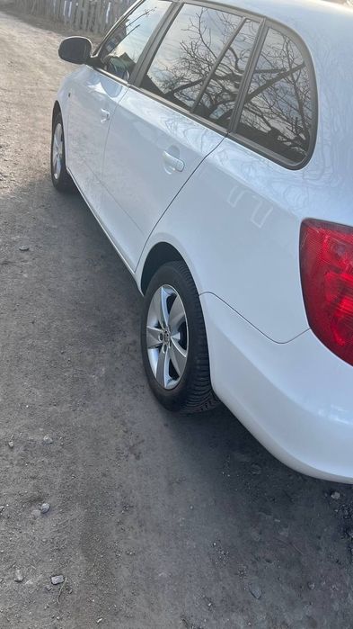 Продаю Skoda Fabian 1.2 дизель.2014 рік