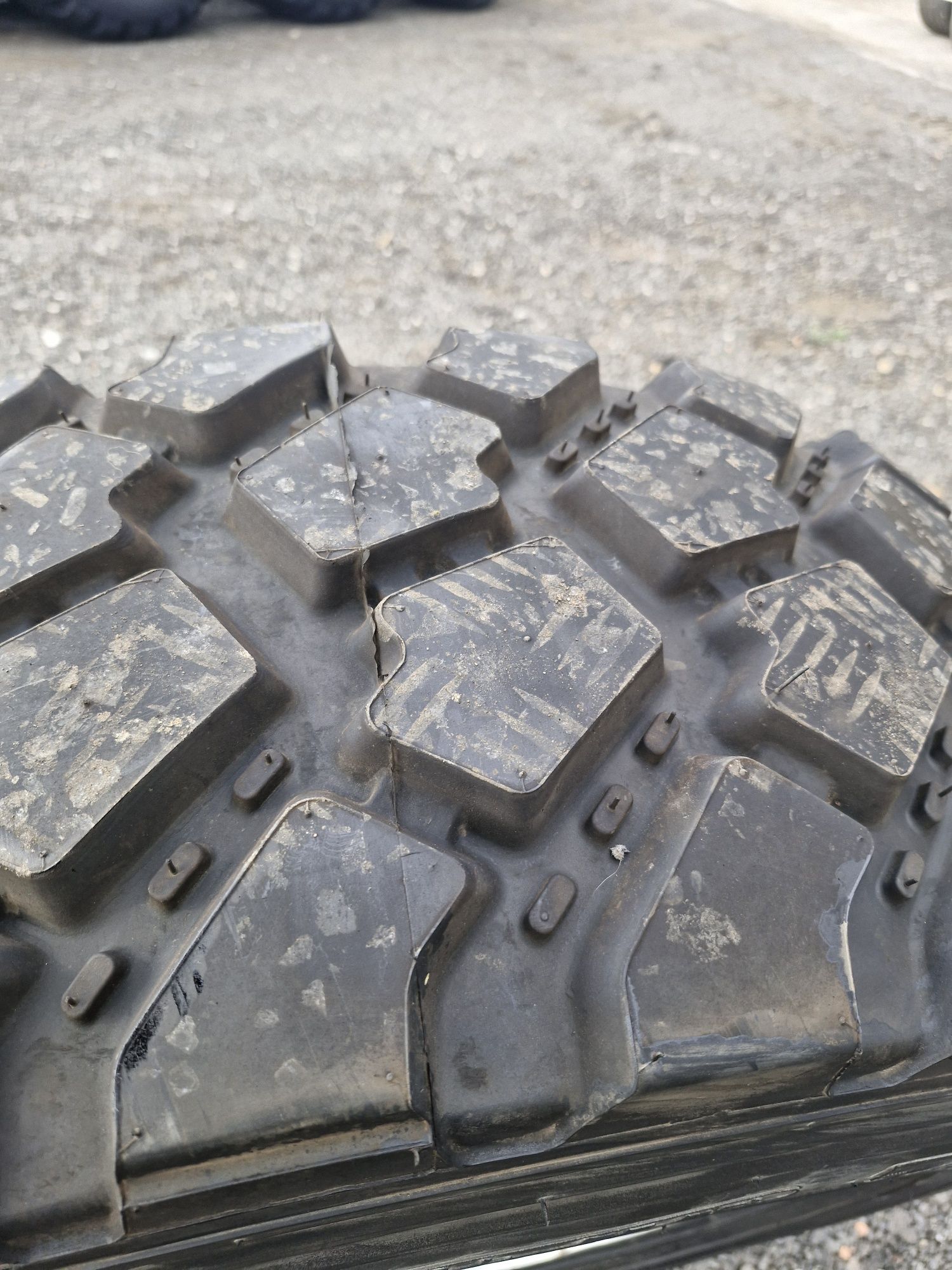 Koła  305/80r18 komplet 12.5/80-18 ładowarka jcb manitou merlo Kramer