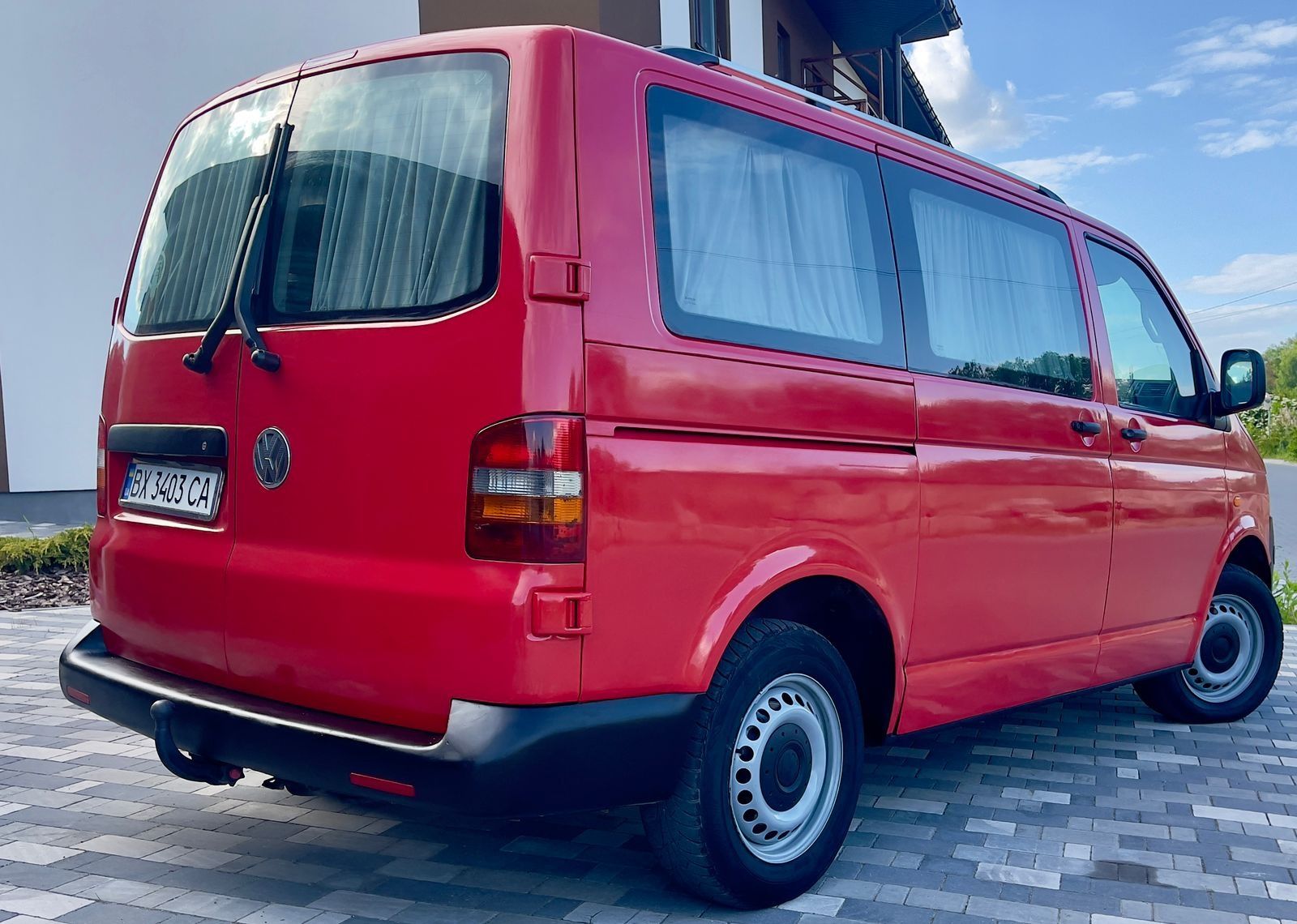 Продам Автомобіль Volkswagen Transporter T 5 пасажир 8+1 2.5 TDI