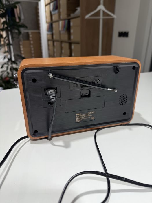 Радіо вживане підлягає ремонту або на запчастини