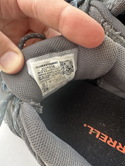 Нові кросівки для походів в гори/альпінізму/бігу