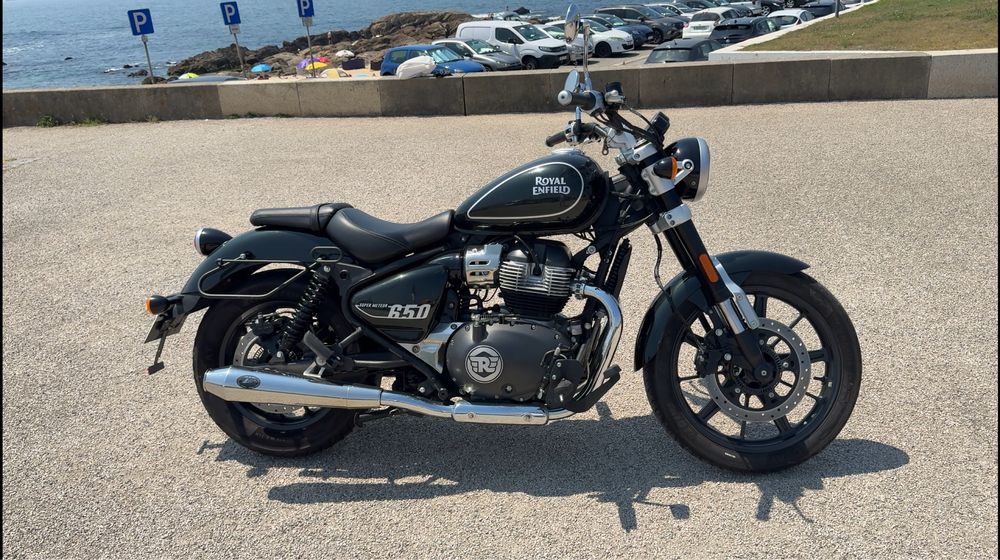 ROYAL ENFIELD SUPER METEOR 650 para venda - pronta a rolar punho