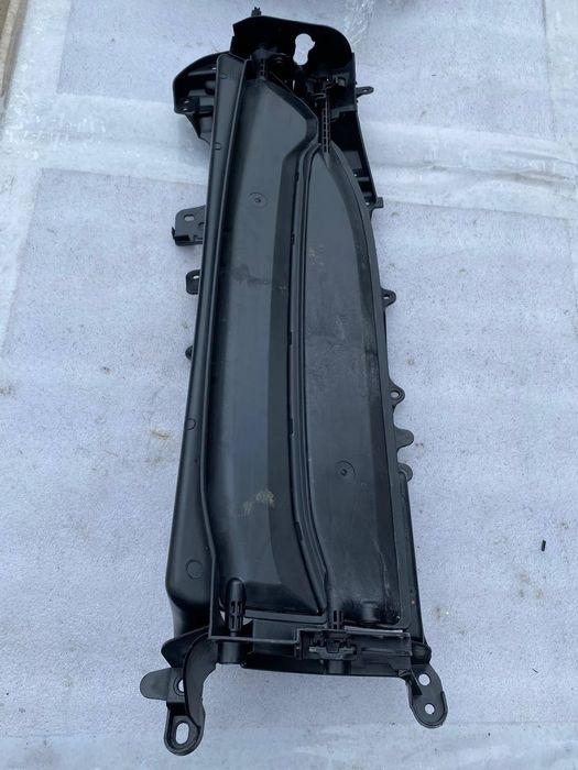 Porsche taycan жалюзі переднього бампера