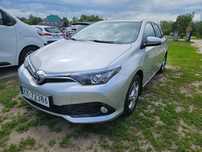 Toyota Auris SALON PL 1.6 + LPG super stan bardzo ekonomiczny