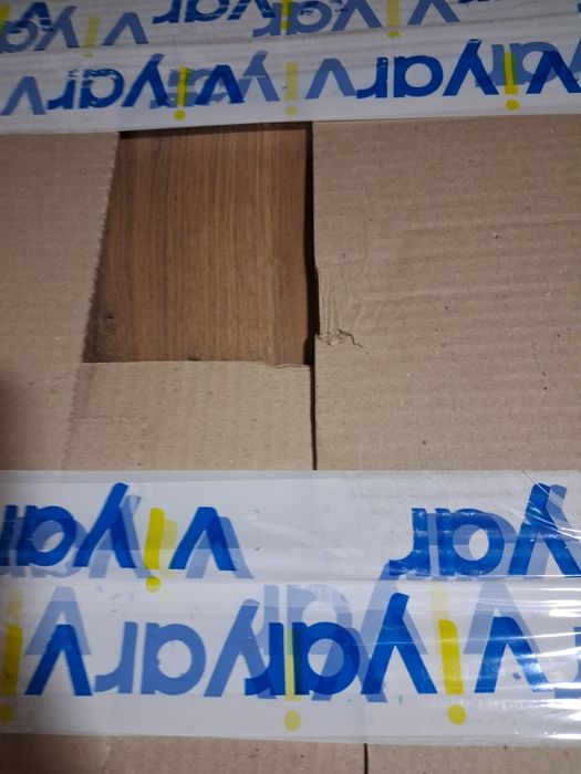 Стільниня, столєшня, нова