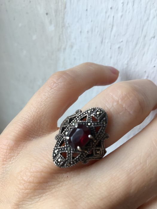 Stary pierscień srebro 925, granat, markazyty