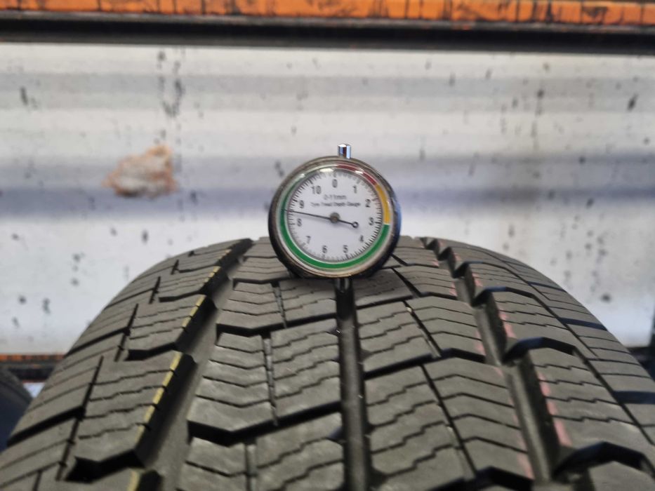 235/65/16C 115/113R Tyfoon Van 4S Dot.2123R