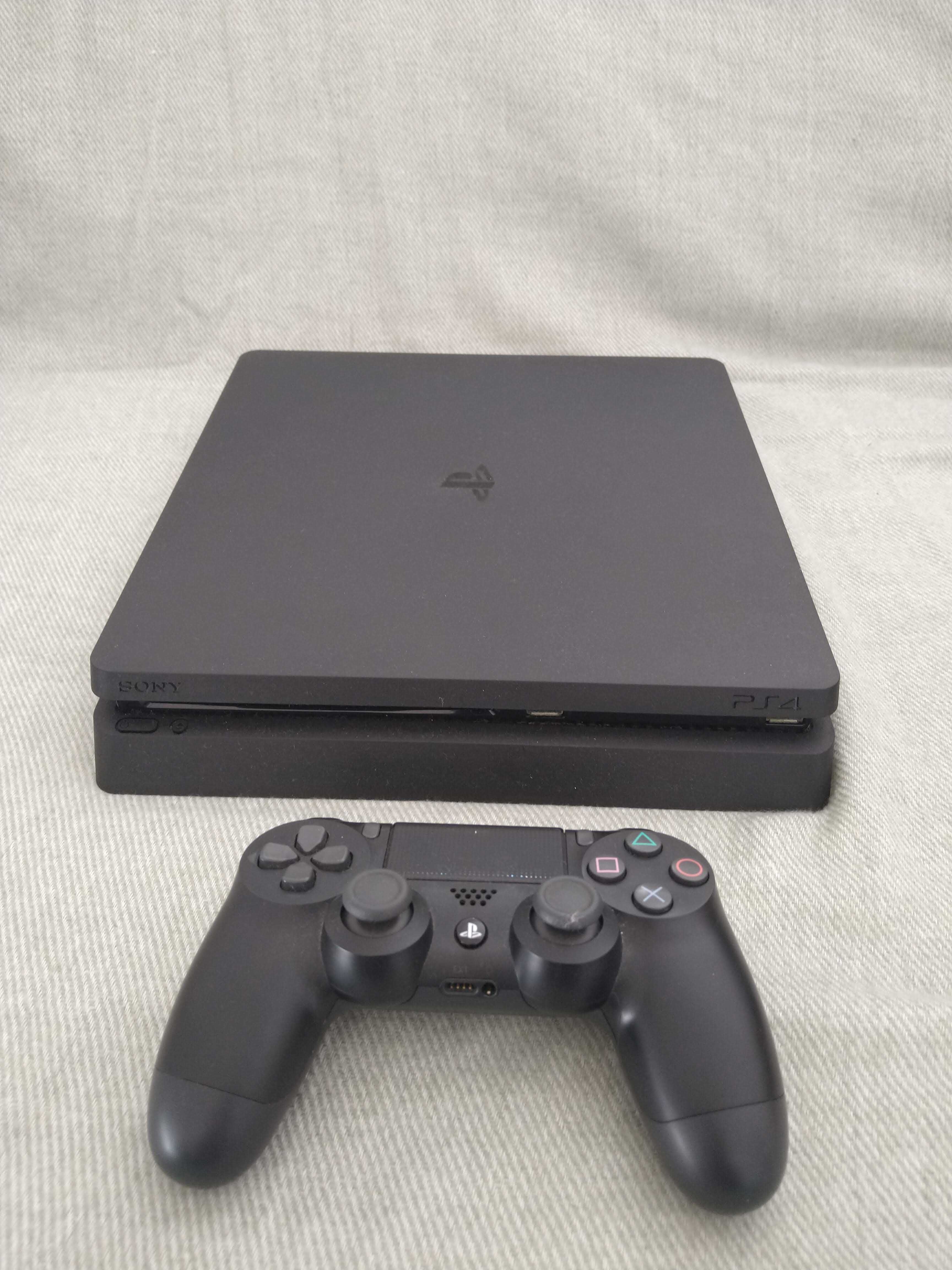 PS4 Slim 500GB + Controle