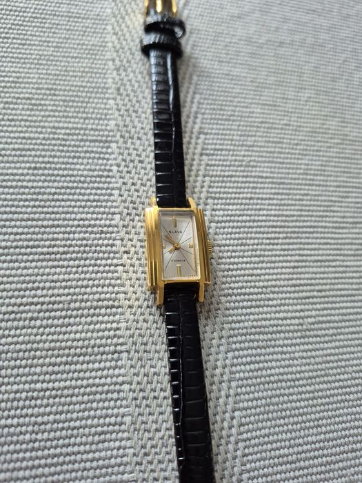 Śliczny stary zegarek mechaniczny Slava