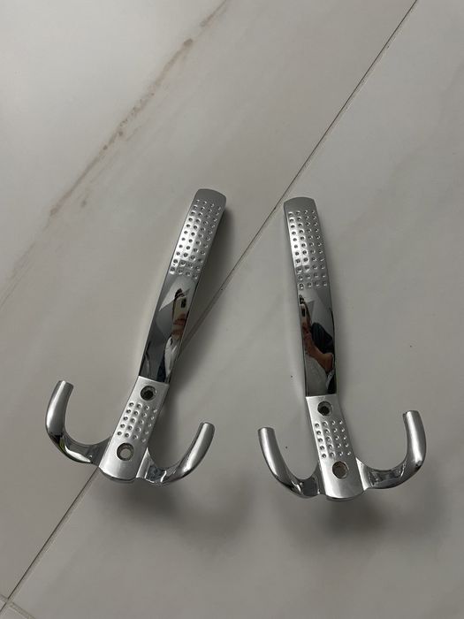 Wieszaki metalowe na ubrania, na ścianę 3 szt