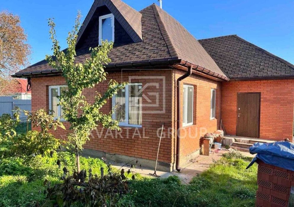 Продам будинок з новим ремонтом в Шибене!