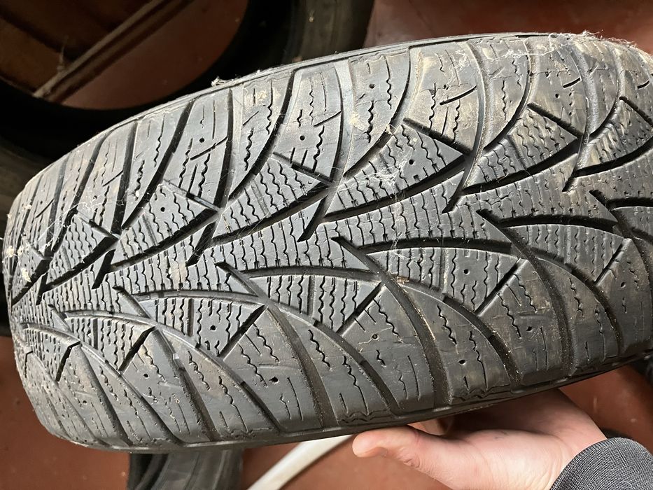 Резина Rosava 205/60/16