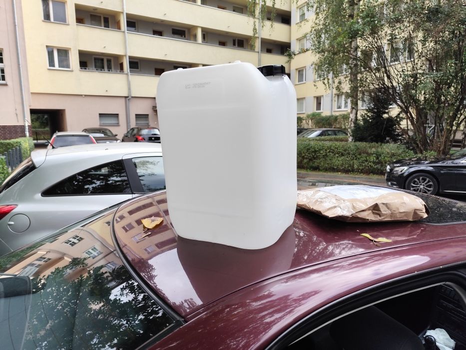 Kanistry czyste (wypłukane) 20l