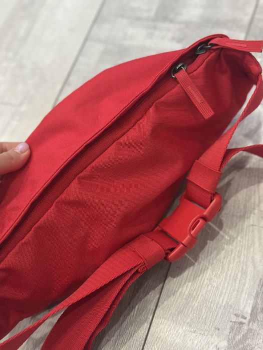 Поясна сумка Nike Бананка