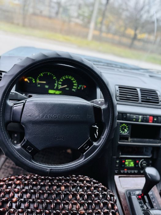 Продам Range Rover 2,5TDI в хорошем состояний технически идеал