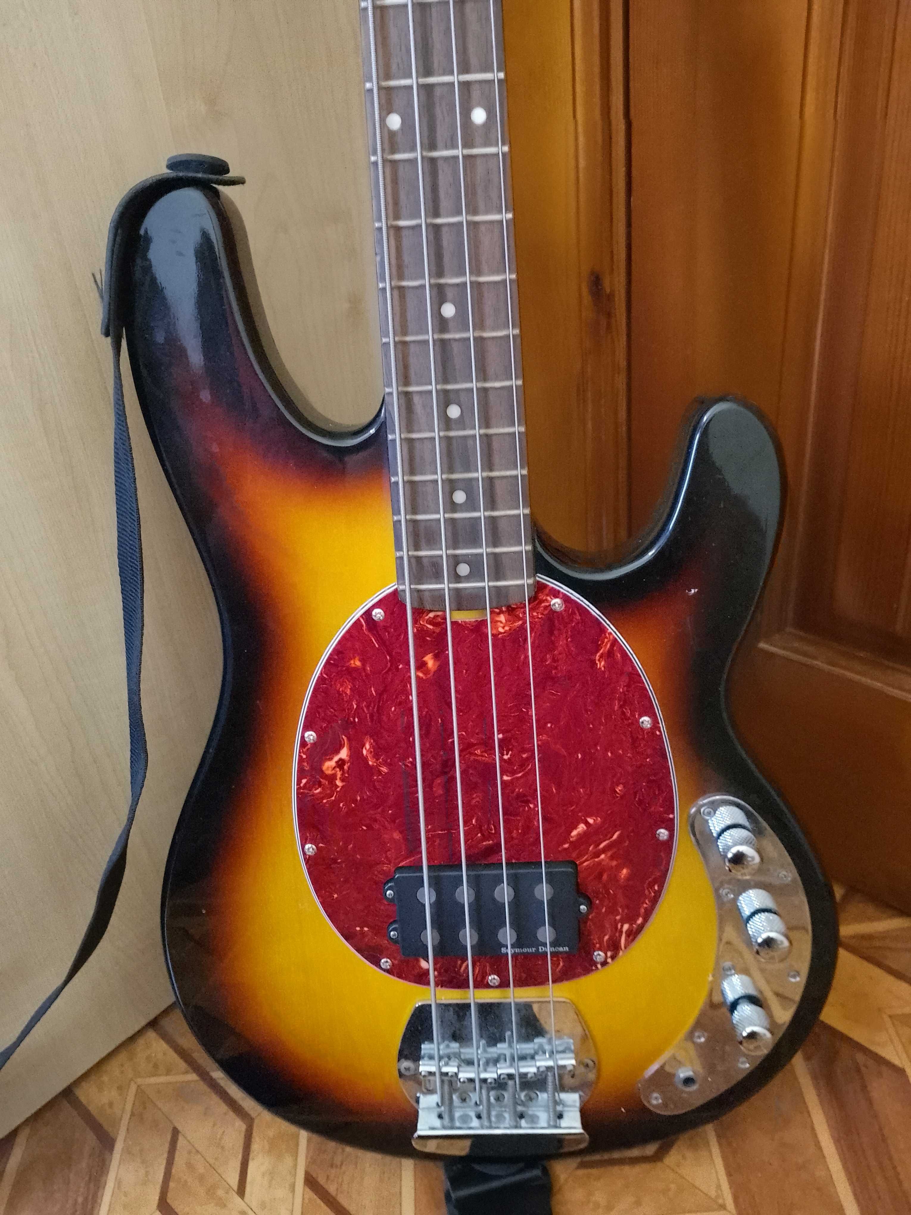 Kimberley Stingray баc гітіра 4 струн пасівна електроніка