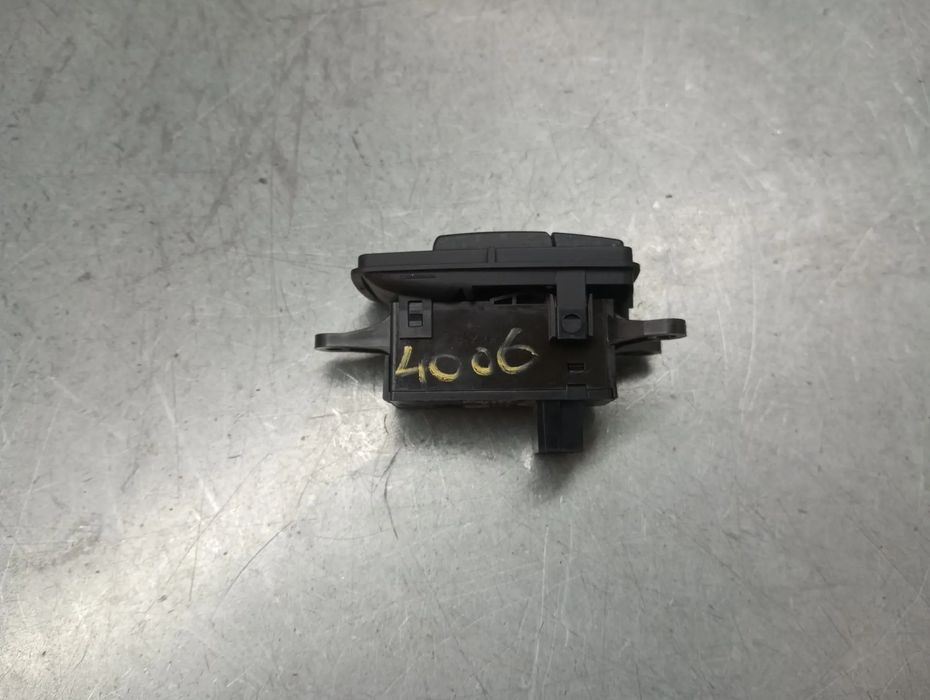 Botão / interruptor travão de parque BMW X2 (F39)