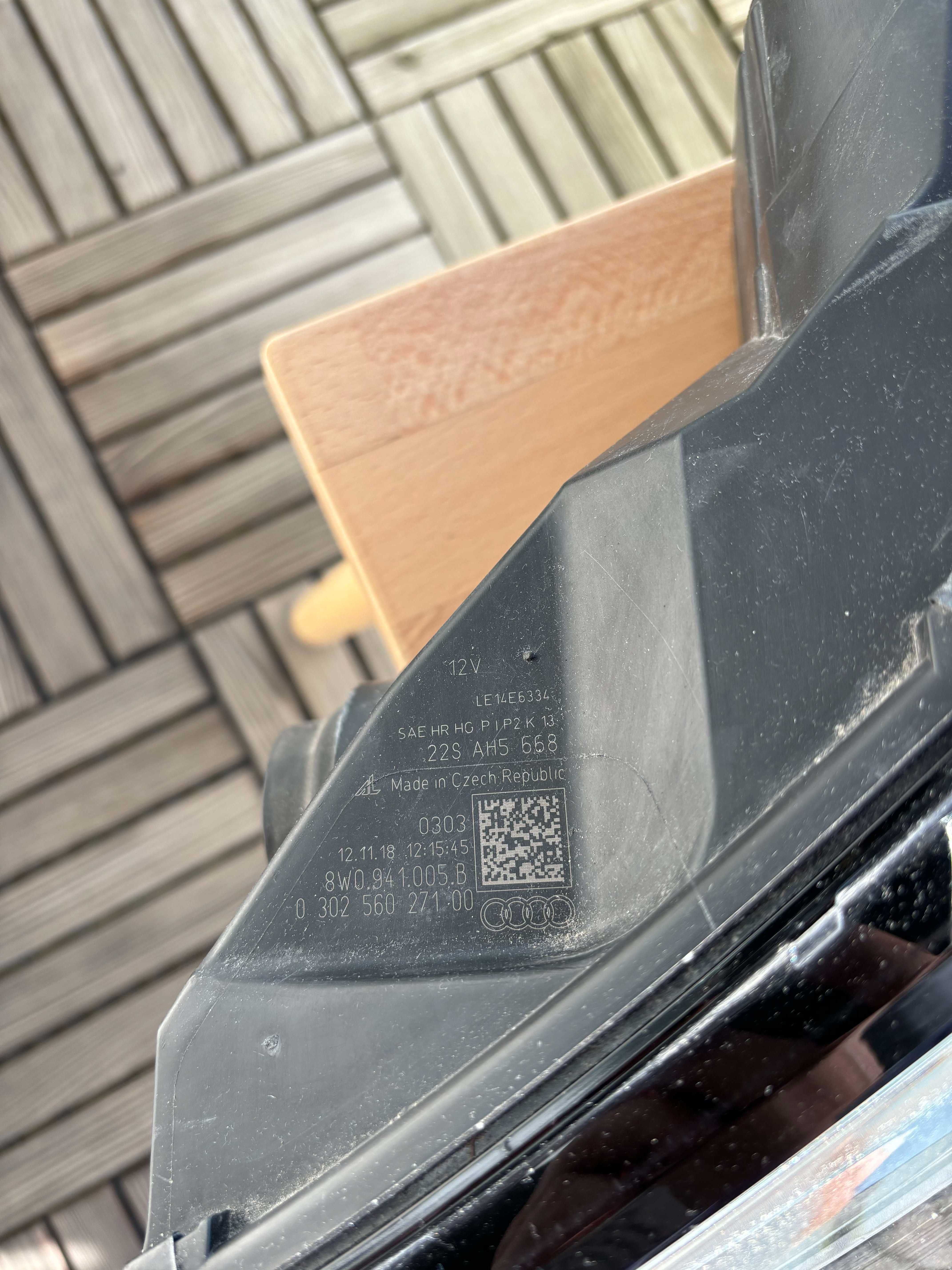 Lampa Audi A4 B9 USA - oryginał, bardzo ładny stan