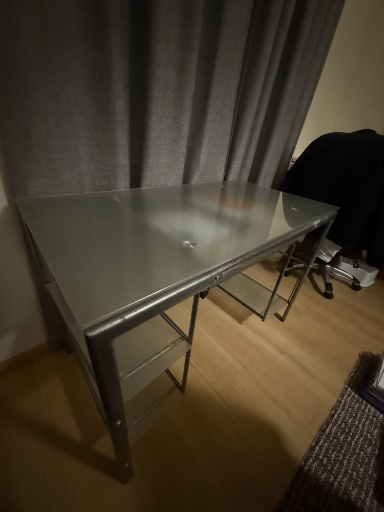 Secretaria/Mesa com Base de Vidro