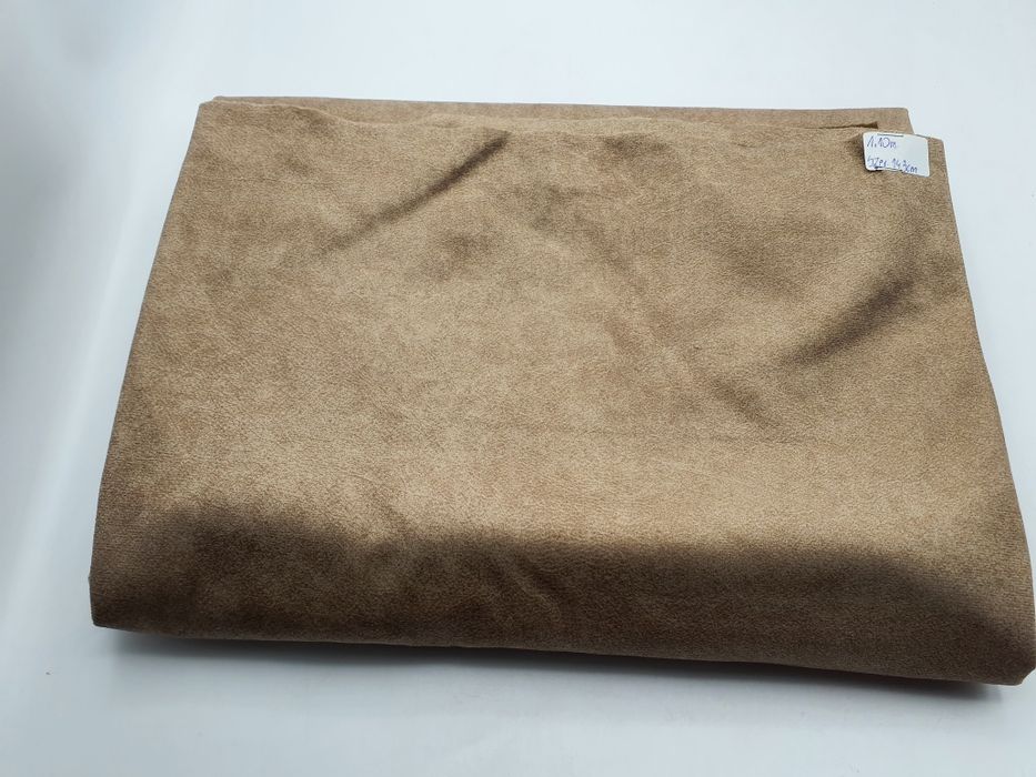 Tkanina obiciowa kupon 1,10 m.x 143 cm.