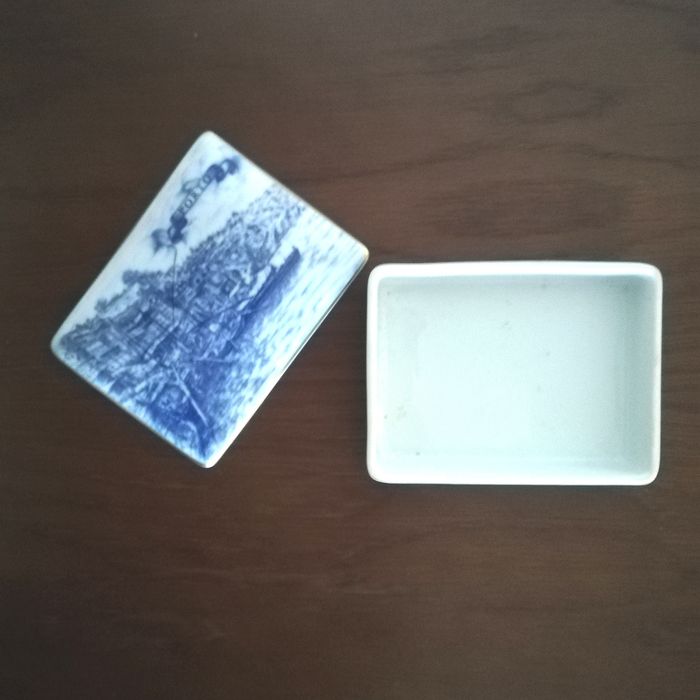 Caixa de porcelana da coleção Azulejos Porto, Vista Alegre