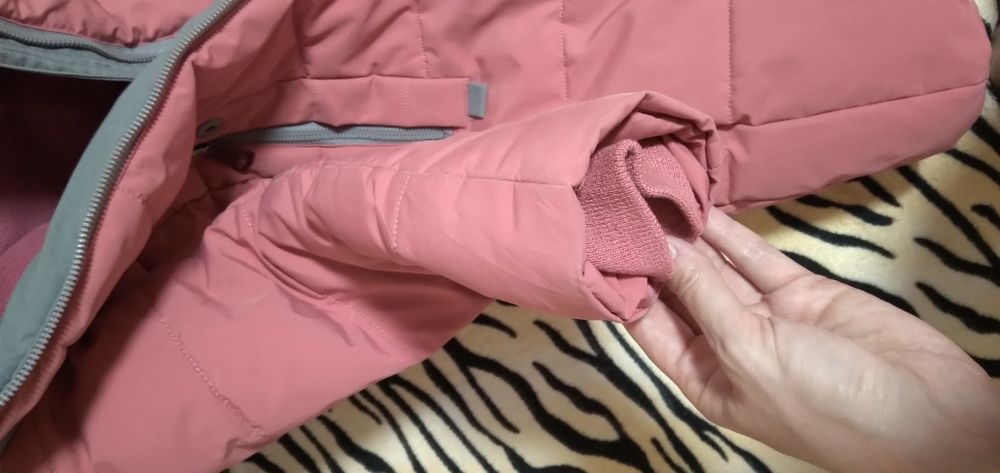 Куртка зимова ( зима ) на дівчинку ( 8-12 років залежно від дитини)