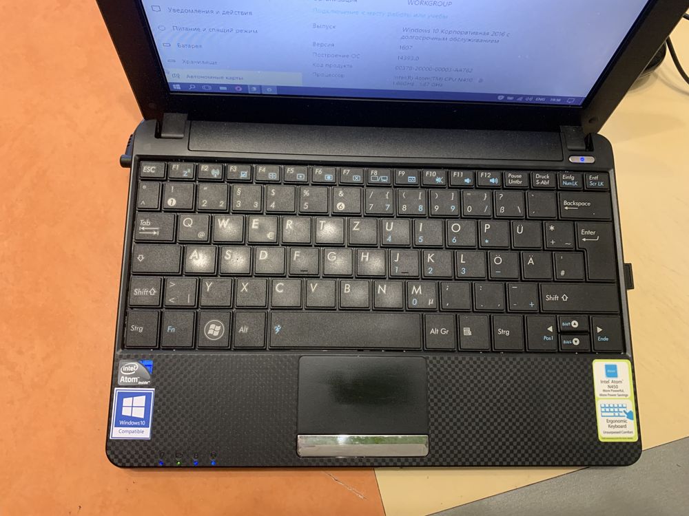 ASUS eee pc R 101 x