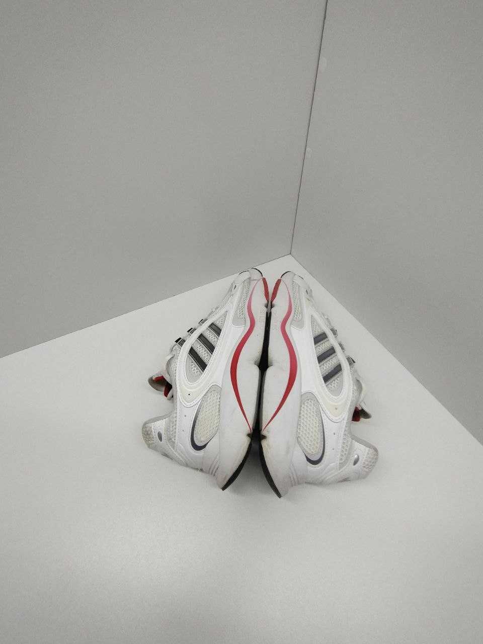 Оригінальні чоловічі кросівки adidas ozmillen