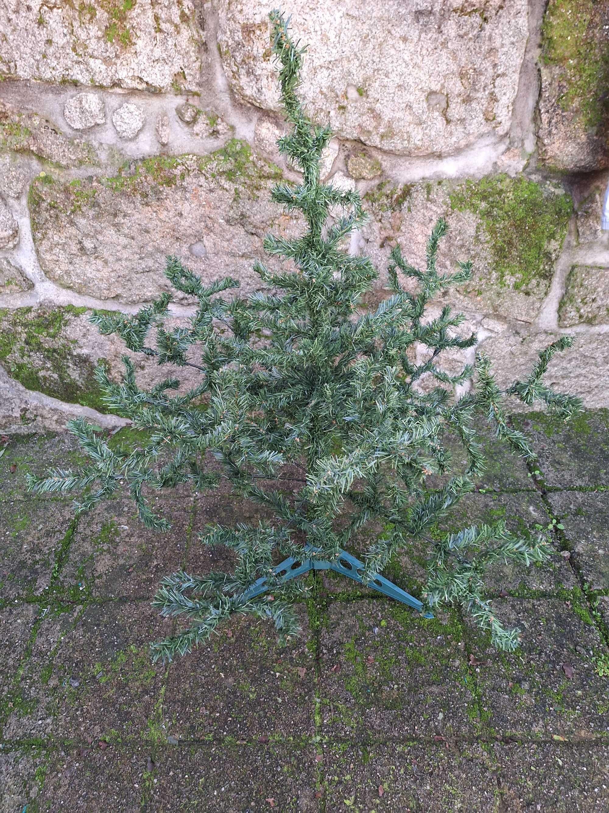 Pinheiro de natal com 1m de altura