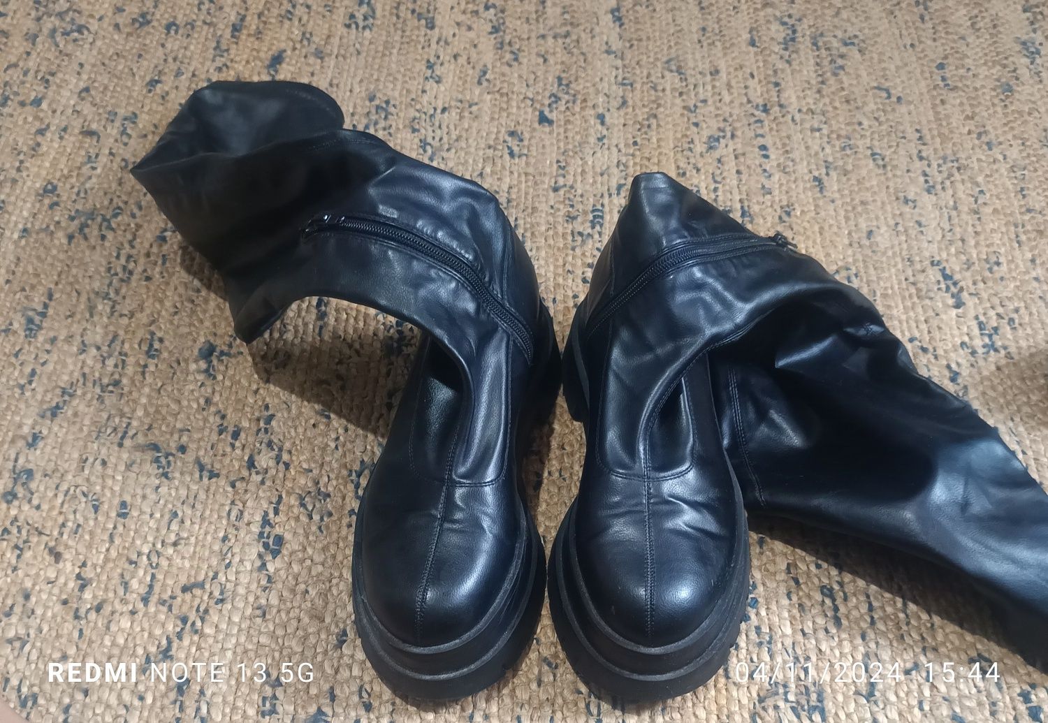 Lindas botas elásticas 37