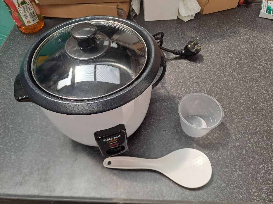 Garnek do gotowania ryżu - 0,6L Tristar sushi