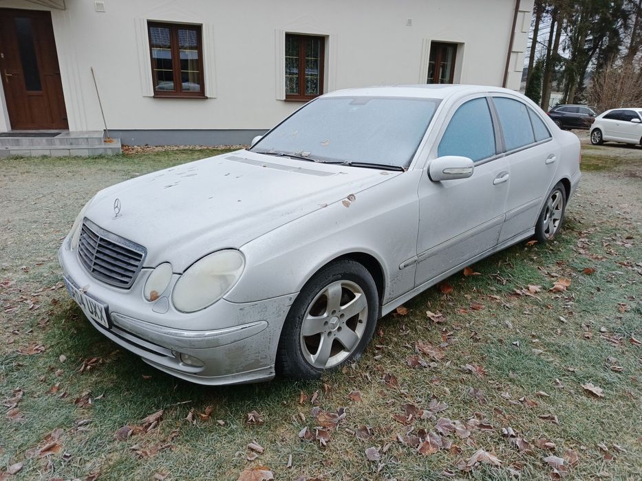 Mercedes-Benz E270 2.7CDI Avangarde ANGLIK